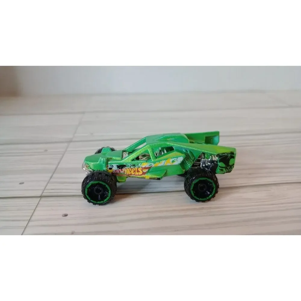 2012 Hot Wheels Green 1:64 Diecast Car Dune Buggy Loose